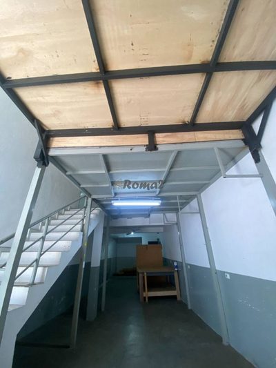 Depósito-Galpão, 240 m² - Foto 2