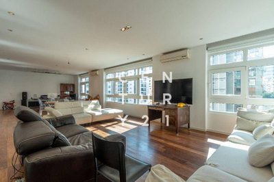 Apartamento, 3 quartos, 239 m² - Foto 2