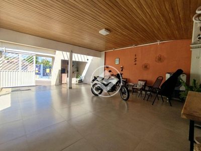 Casa, 4 quartos, 225 m² - Foto 3