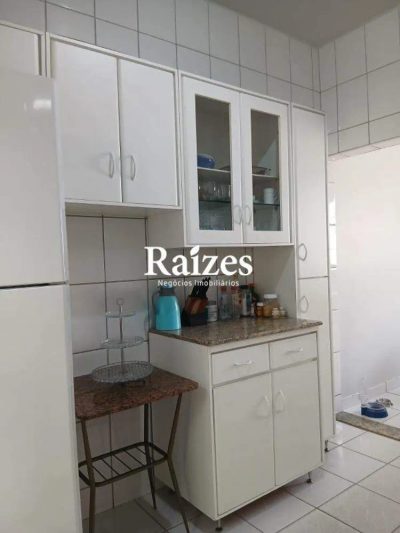 Casa, 3 quartos, 240 m² - Foto 2