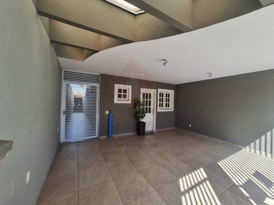 Casa, 3 quartos, 200 m² - Foto 1