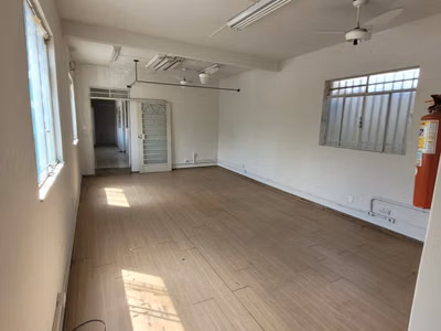 Loja-Salão, 180 m² - Foto 1