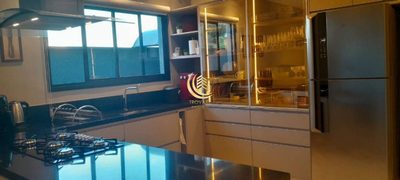 Sobrado, 3 quartos, 209 m² - Foto 2