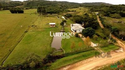 Sítio, 4 quartos, 28572 m² - Foto 2