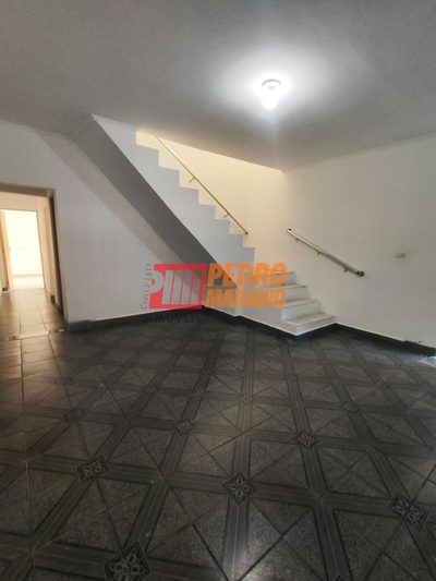 Sobrado, 4 quartos, 197 m² - Foto 1