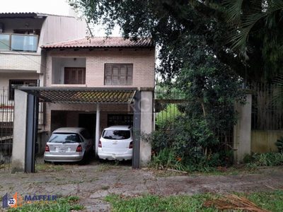 Casa, 3 quartos, 224 m² - Foto 1