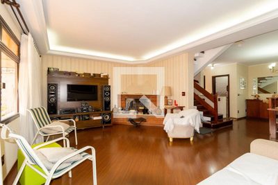Casa, 3 quartos, 216 m² - Foto 2