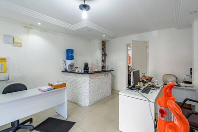 Casa, 4 quartos, 398 m² - Foto 1