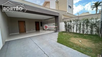 Casa, 3 quartos, 120 m² - Foto 1