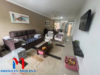 Casa, 3 quartos, 232 m² - Foto 2