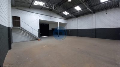 Depósito-Galpão, 250 m² - Foto 1