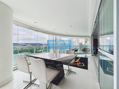 Apartamento, 3 quartos, 261 m² - Foto 3