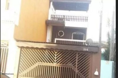 Casa, 3 quartos, 270 m² - Foto 1