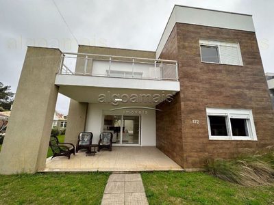 Sobrado, 5 quartos, 250 m² - Foto 1