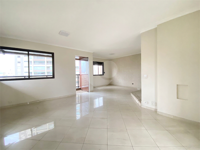 Apartamento, 3 quartos, 157 m² - Foto 2