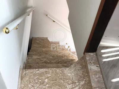 Sobrado, 3 quartos, 217 m² - Foto 2