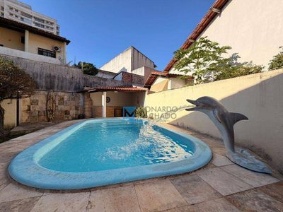 Casa, 3 quartos, 198 m² - Foto 1