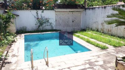 Casa, 3 quartos, 224 m² - Foto 1