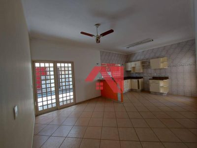 Casa, 3 quartos, 140 m² - Foto 2