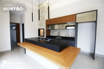 Casa, 3 quartos, 136 m² - Foto 2
