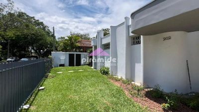Casa, 5 quartos, 300 m² - Foto 3