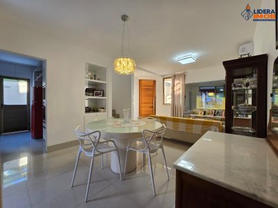 Casa, 3 quartos, 170 m² - Foto 1