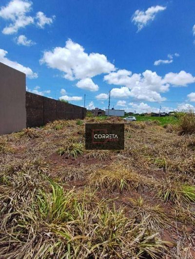 Loteamento e Condomínio, 250 m² - Foto 1