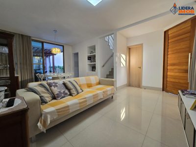 Casa, 3 quartos, 230 m² - Foto 3