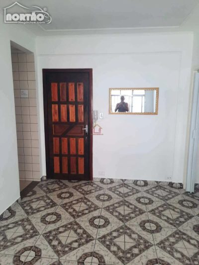 Casa, 2 quartos, 37 m² - Foto 2