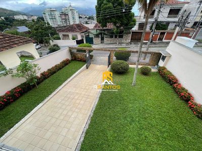 Casa, 3 quartos, 265 m² - Foto 2