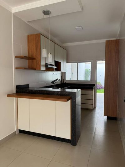 Casa, 3 quartos, 100 m² - Foto 1