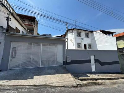 Casa, 4 quartos, 130 m² - Foto 1