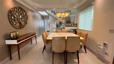 Sobrado, 3 quartos, 300 m² - Foto 1