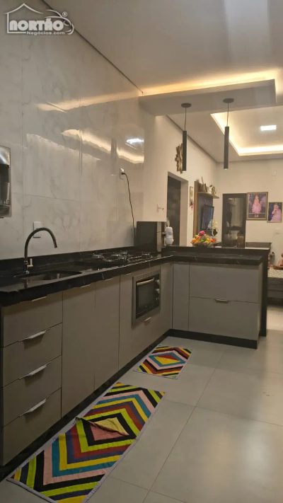 Casa, 3 quartos, 131 m² - Foto 3