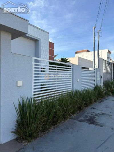 Casa, 1 quarto, 189 m² - Foto 3
