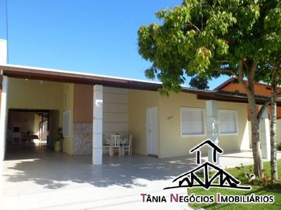 Casa, 4 quartos, 200 m² - Foto 1