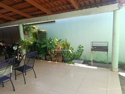 Casa, 3 quartos, 245 m² - Foto 1