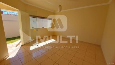 Casa, 3 quartos, 142 m² - Foto 1
