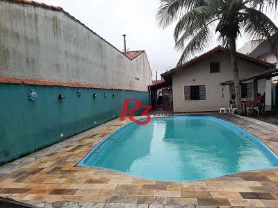 Casa, 3 quartos, 177 m² - Foto 1
