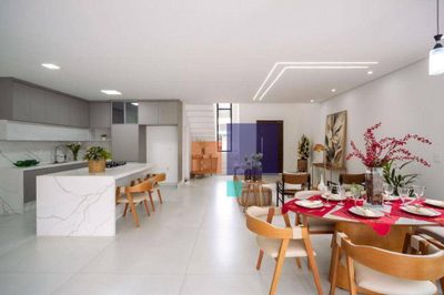 Sobrado, 3 quartos, 328 m² - Foto 3