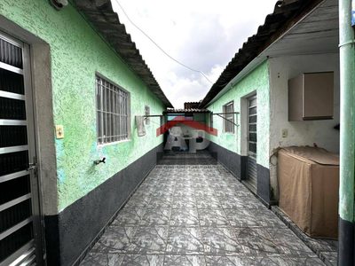 Casa, 3 quartos, 250 m² - Foto 1