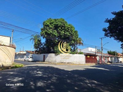 Sobrado, 6 quartos, 282 m² - Foto 1