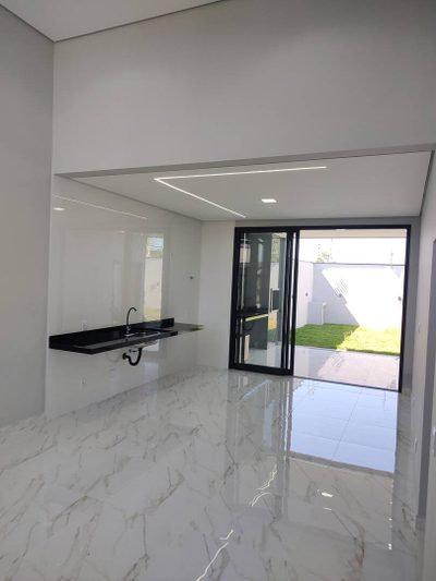 Casa, 3 quartos, 131 m² - Foto 1