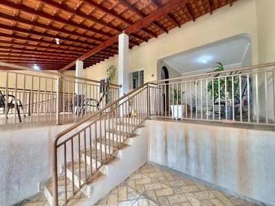 Casa, 4 quartos, 200 m² - Foto 2