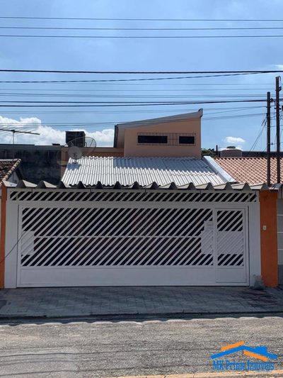 Sobrado, 4 quartos, 166 m² - Foto 1