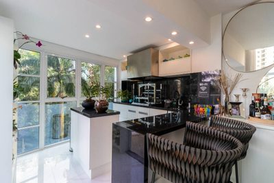 Apartamento, 4 quartos, 211 m² - Foto 3