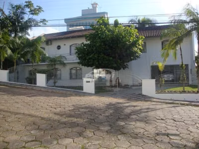 Casa, 3 quartos, 450 m² - Foto 1