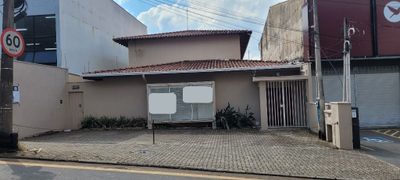 Casa, 3 quartos, 281 m² - Foto 1