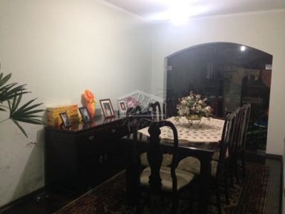 Sobrado, 3 quartos, 200 m² - Foto 2