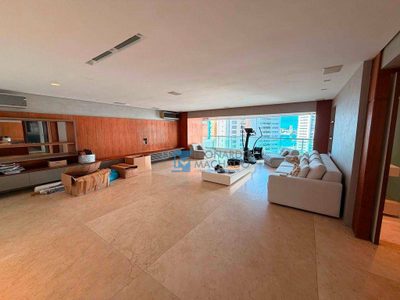 Apartamento, 3 quartos, 210 m² - Foto 1